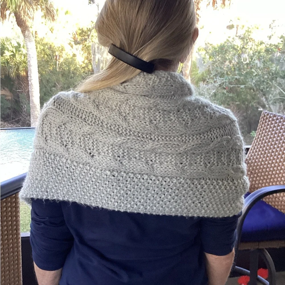 Scarf Hand Crafted Cable Silver Sage Green Oversize Elegant Knit Long Wrap r - Picture 5 of 14